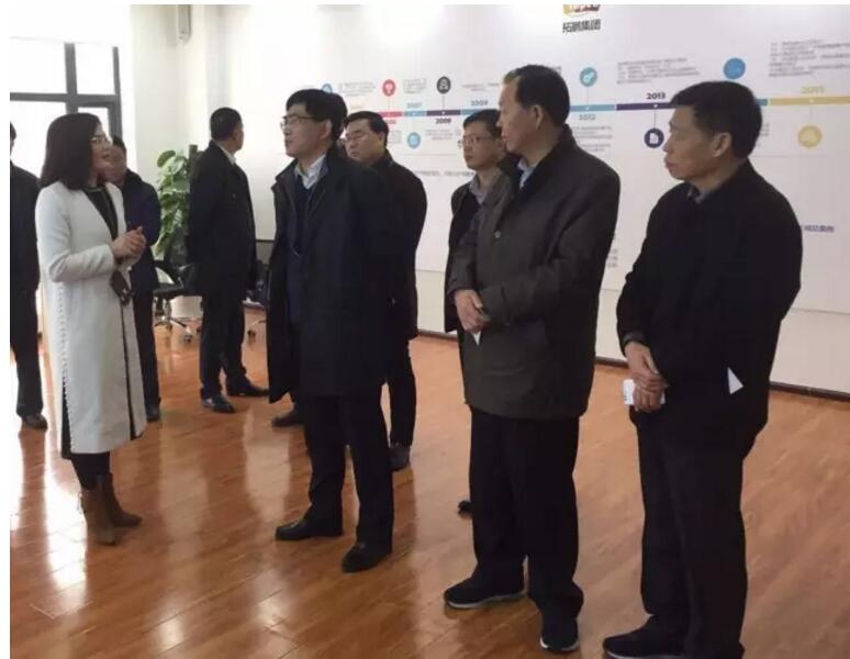 76c5b076ecda490ba2df672b701842a0.jpg 76c5b076ecda490ba2df672b701842a0.jpg