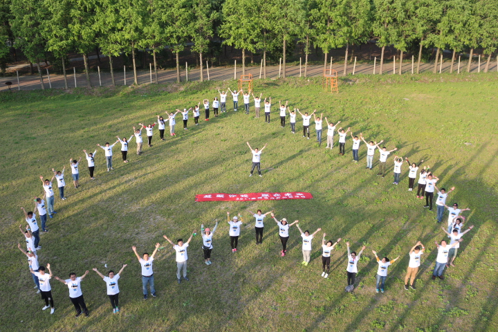 83d6161843cc4608bdda7546ca2e6d23.jpg 83d6161843cc4608bdda7546ca2e6d23.jpg